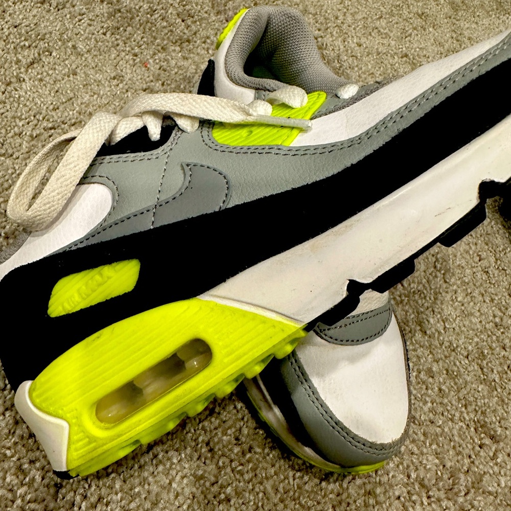 Nike Air Max size 3.5 Y